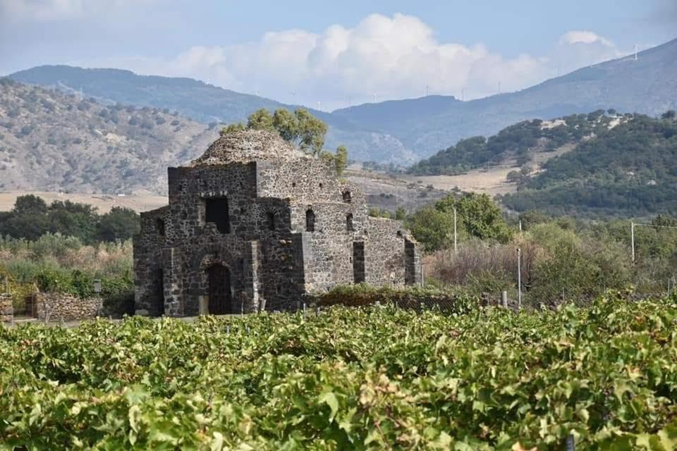 Animosa Suites Castiglione De Sicilia Dış mekan fotoğraf