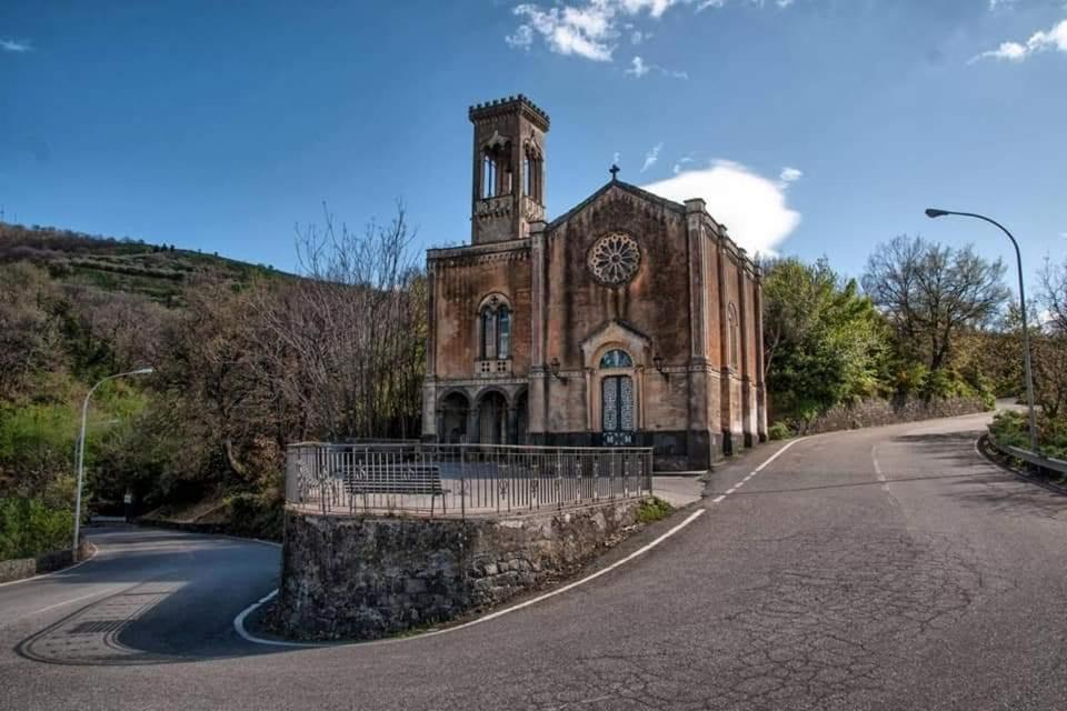 Animosa Suites Castiglione De Sicilia Dış mekan fotoğraf